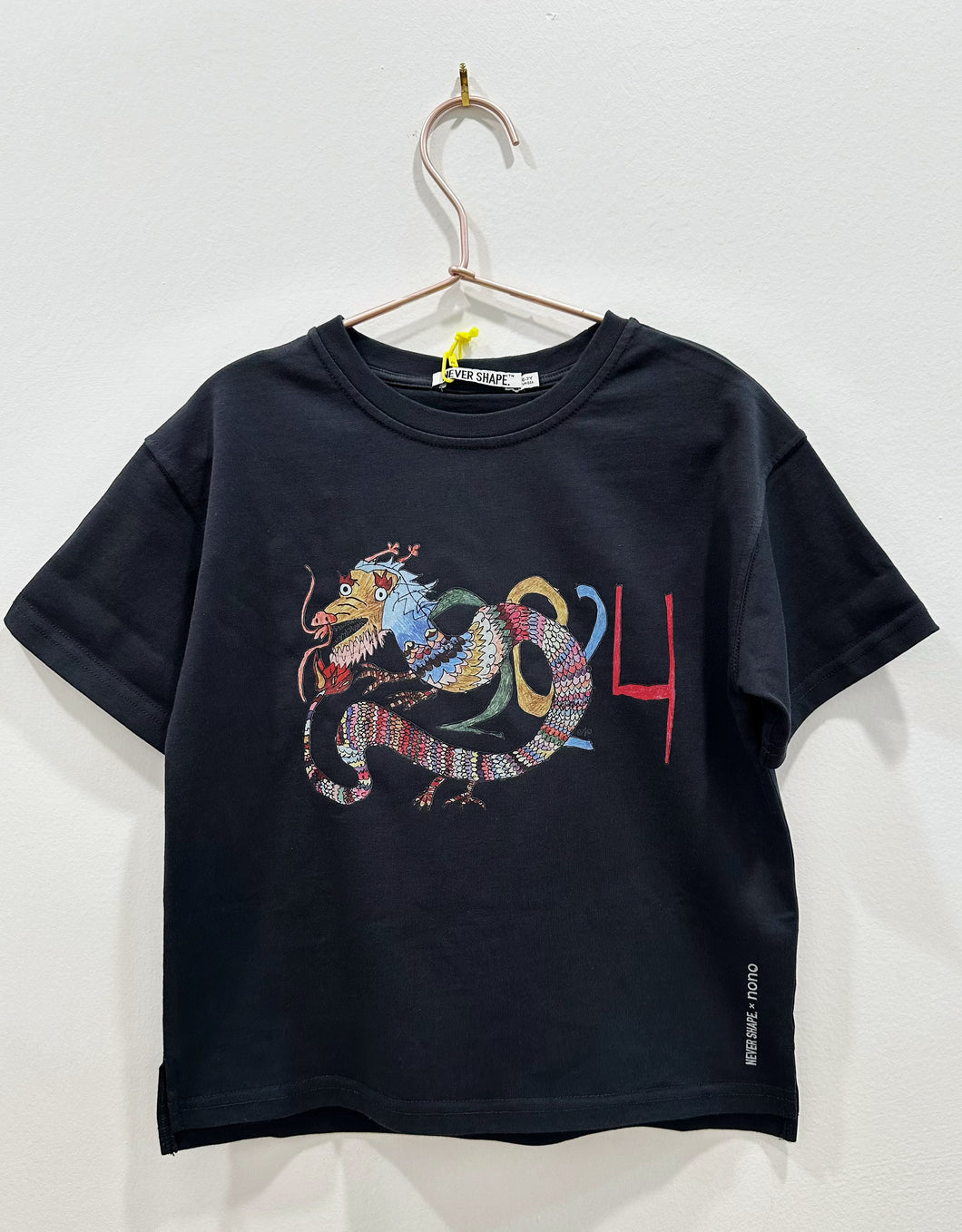 2024 limited edition T-shirt with dragon totem pattern, launched in collaboration with young artist NoNo